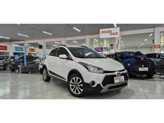 HYUNDAI HB20X 1.6 16V STYLE FLEX 4P AUTOMÁTICO HYUNDAI HB20X 1.6 16V STYLE FLEX 4P AUTOMÁTICO